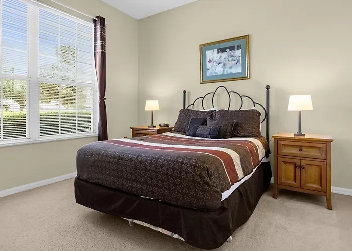 1061 Lake Berkley 4 Bed With Pool&Spa