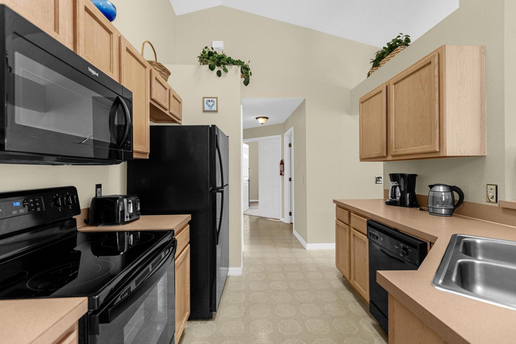 1061 Berkley 4 Bed With Pool&spa
