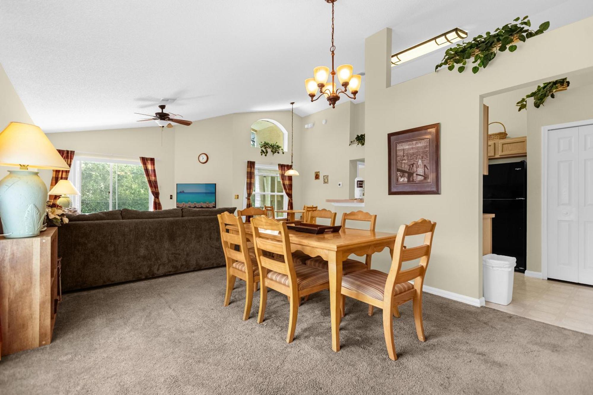 1061 Berkley 4 Bed With Pool&spa